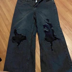 FOREVER 21: black baggy ripped jeans